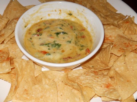 Spinach & Sundried Tomato Cheese Dip Spinach & Sundried Tomato Cheese Dip