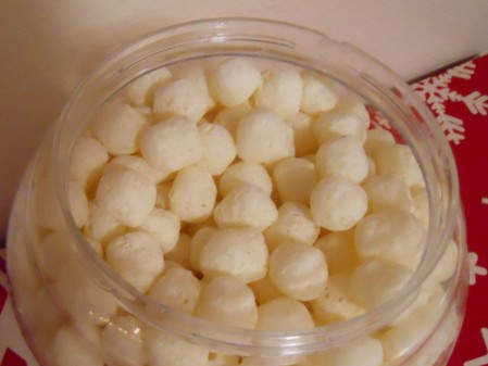 White Cheddar Snowball Puffs - YUM!