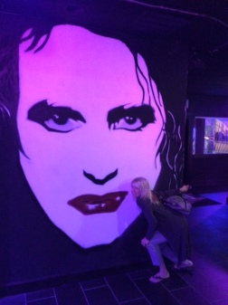 Totally 80's Bar - Robert Smith