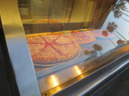 Knott's Pizza